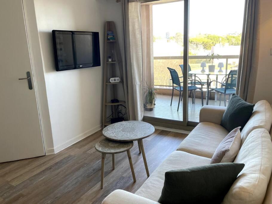 Appartement Vue Mer, 5Min A Pied De La Plage, Parking Prive Vallauris Exterior photo