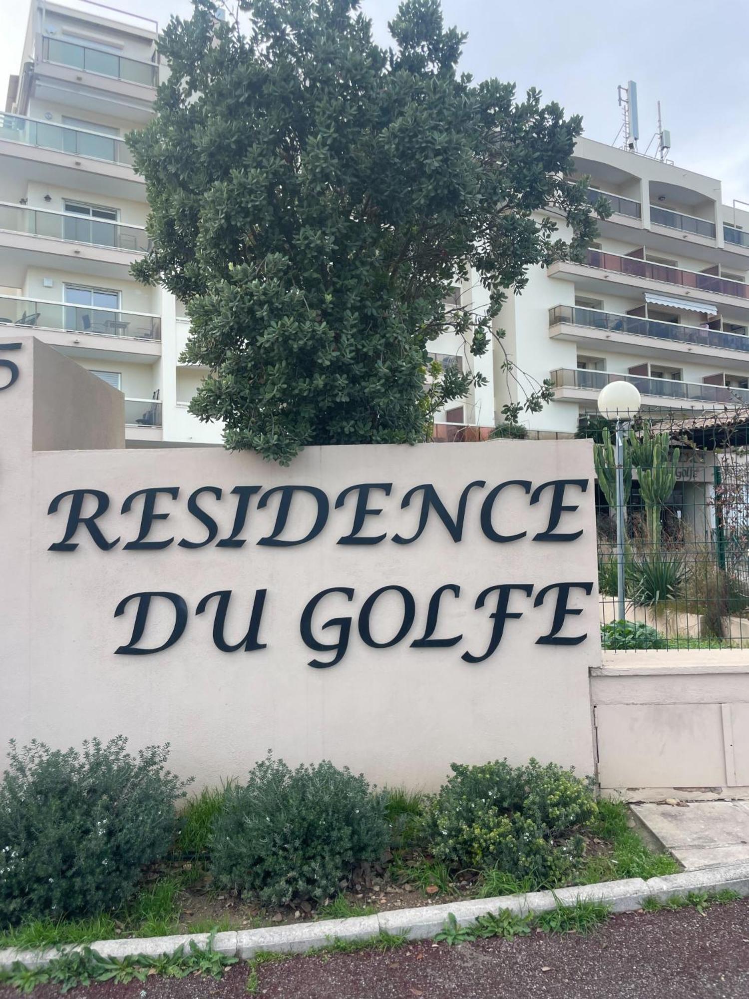 Appartement Vue Mer, 5Min A Pied De La Plage, Parking Prive Vallauris Exterior photo